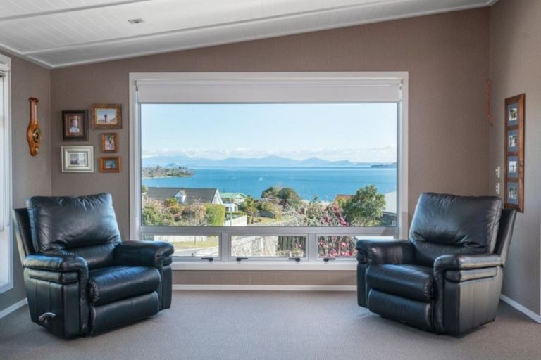 Photo of property in 16 Birch Street, Hilltop, Taupo, 3330