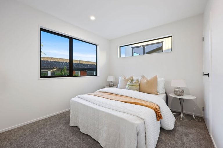 Photo of property in 13b Meadway, Sunnyhills, Auckland, 2010