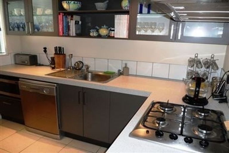 Photo of property in 506 Barbadoes Street, Edgeware, Christchurch, 8013