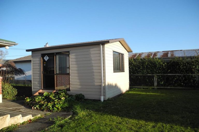 Photo of property in 11 Rugby Street, Waimate, 7924