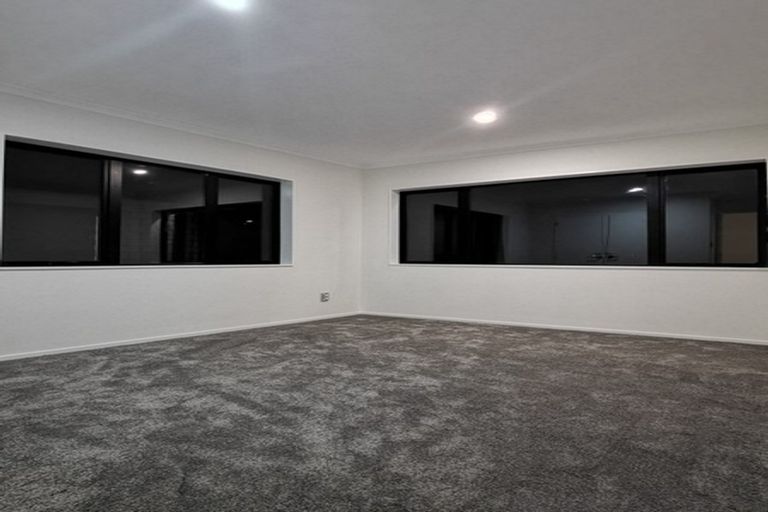 Photo of property in 2a Elizabeth Avenue, Papatoetoe, Auckland, 2025