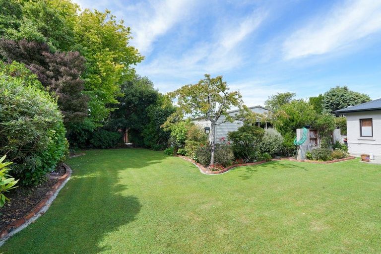 Photo of property in 2 Frome Street, Clifton, Invercargill, 9812