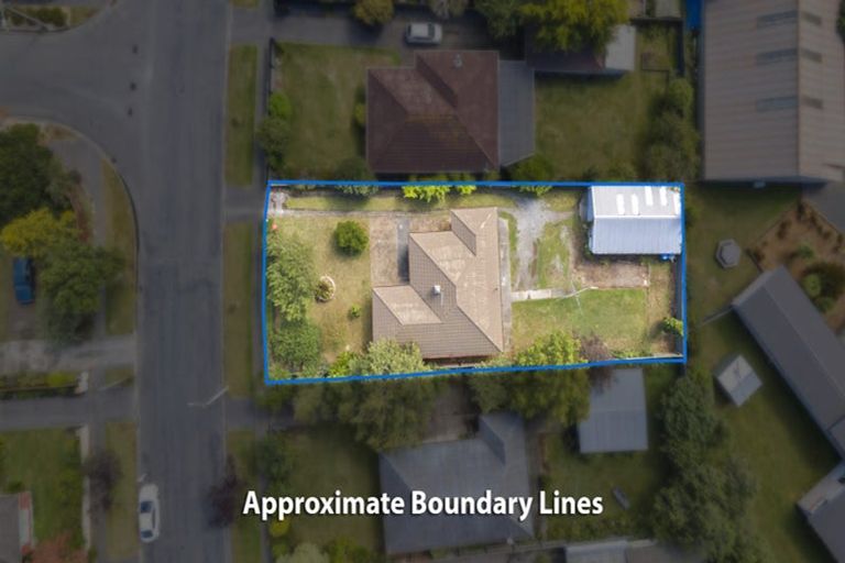 Photo of property in 48 Cranbrook Avenue, Burnside, Christchurch, 8053