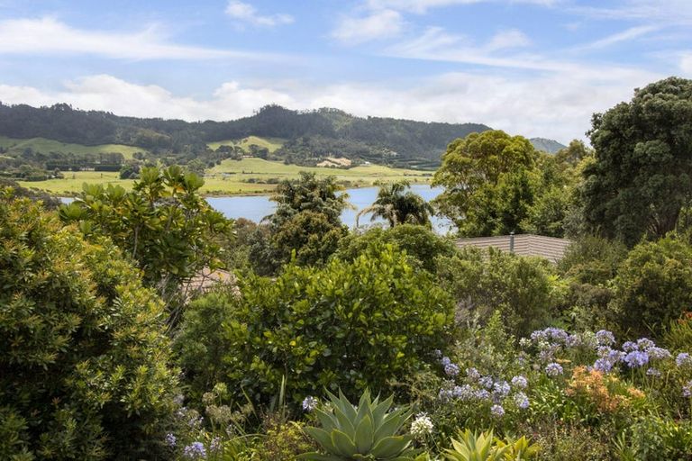 Photo of property in 261 Tanners Point Road, Tanners Point, Katikati, 3177