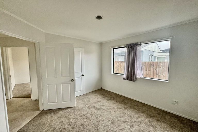 Photo of property in 47 Flat Bush Road, Clover Park, Auckland, 2023