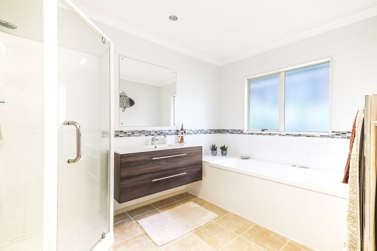 Photo of property in 10 Stratford Place, Huntington, Hamilton, 3210