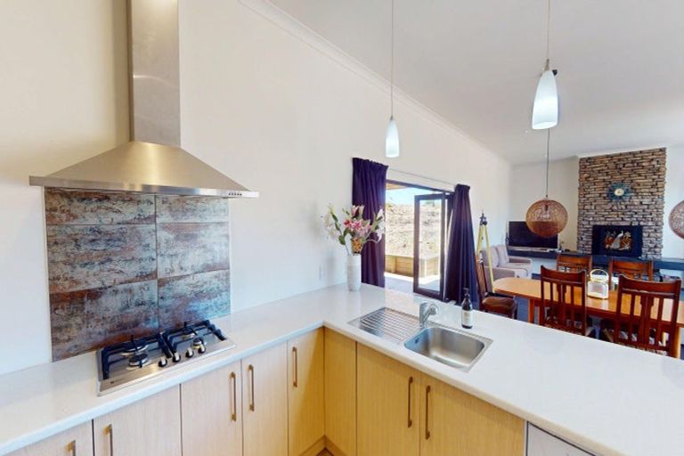 Photo of property in 10 Mowhia Grove, Waitarere, Levin, 5510