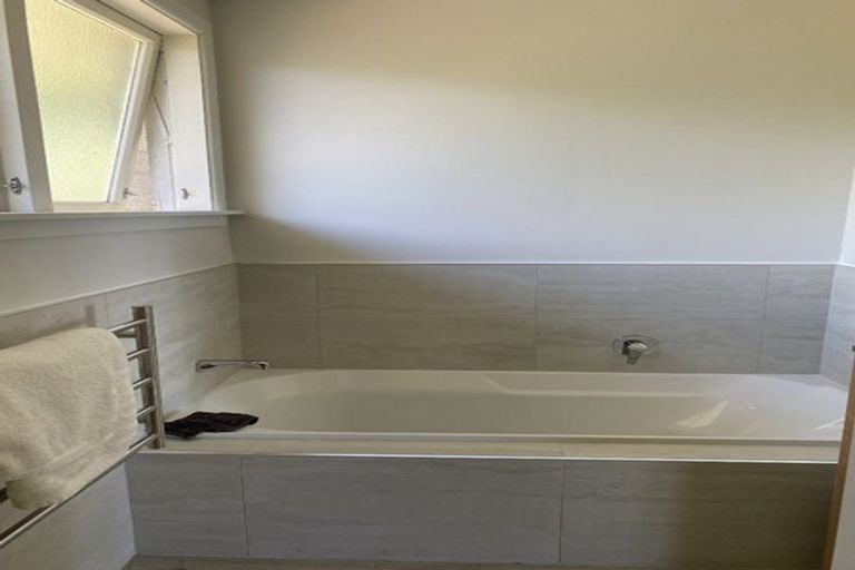 Photo of property in 25 Margaret Avenue, Havelock North, 4130