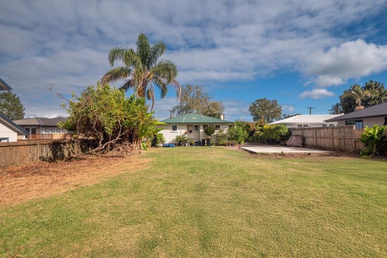 Photo of property in 52 Hall Road, Matua, Tauranga, 3110