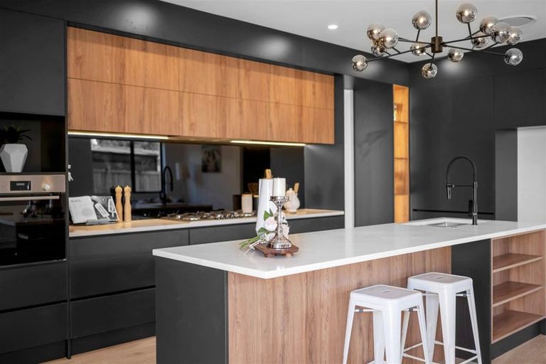 Photo of property in 31 Bushfield Drive, Flat Bush, Auckland, 2019