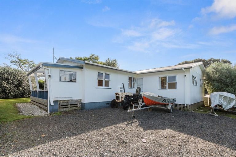 Photo of property in 151 Webb Road, Helena Bay, Hikurangi, 0184