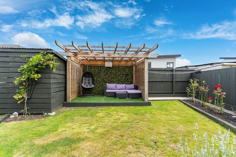 Photo of property in 122b Macandrew Road, South Dunedin, Dunedin, 9012