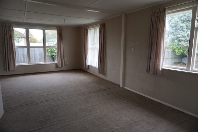 Photo of property in 52 Lipscombe Crescent, Havelock North, 4130