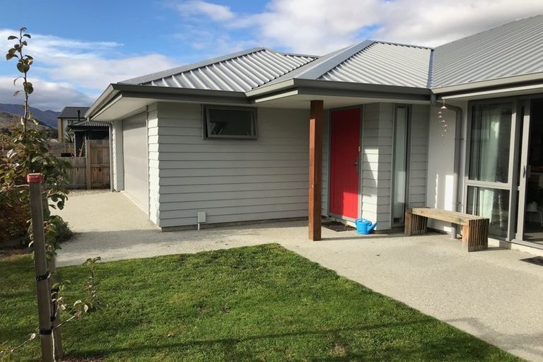 Photo of property in 8 Cheltenham Road, Lower Shotover, Queenstown, 9304