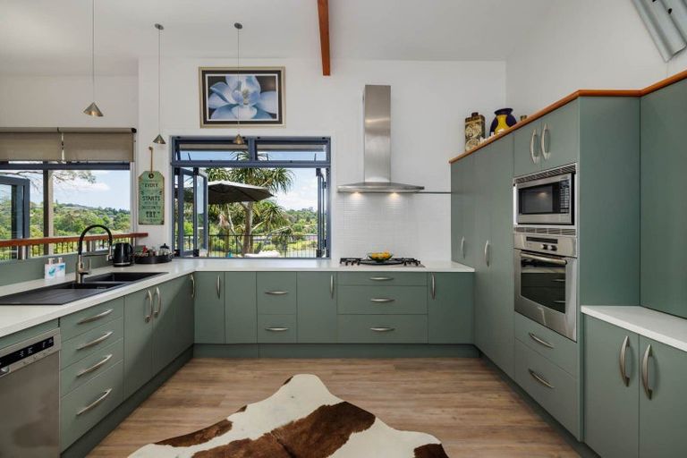 Photo of property in 22 Riverview Road, Kerikeri, 0230