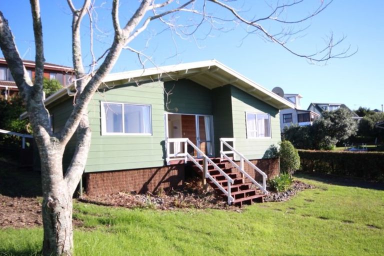 Photo of property in 9 Sunlight Promenade, Snells Beach, 0920