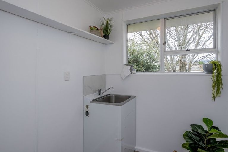 Photo of property in 42 Hinemoa Street, Levin, 5510