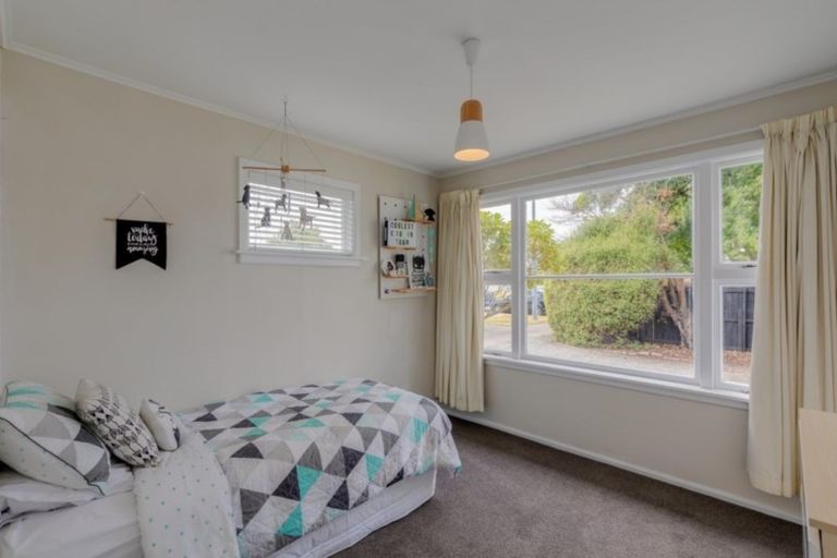 Photo of property in 162 Halswell Road, Hillmorton, Christchurch, 8025