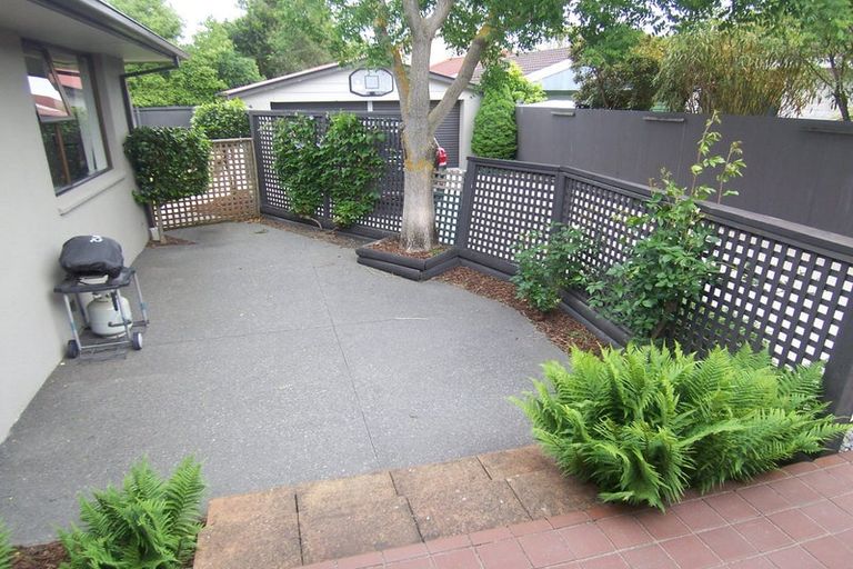 Photo of property in 13 Townshend Crescent, Halswell, Christchurch, 8025