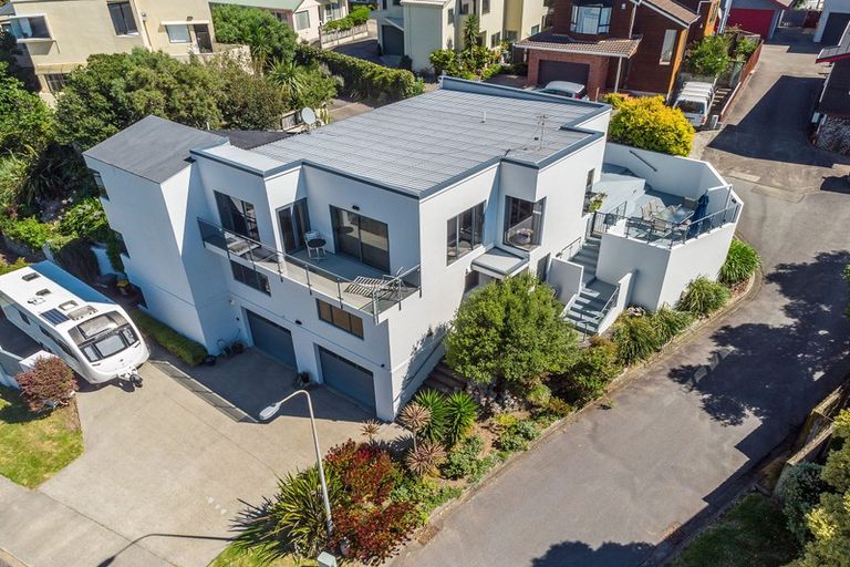 Photo of property in 379 Kapiti Road, Paraparaumu Beach, Paraparaumu, 5032