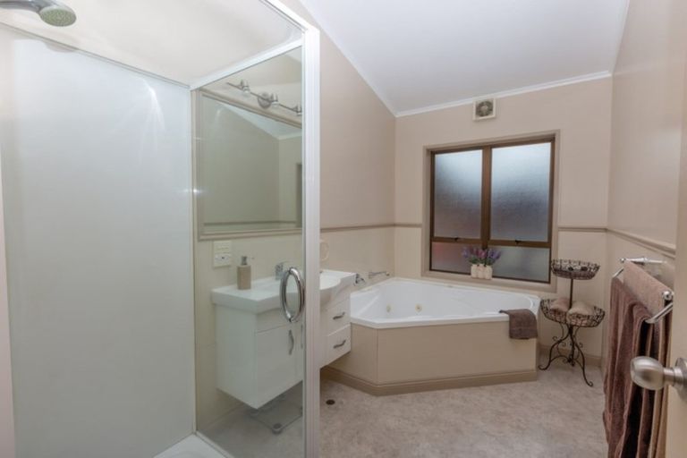 Photo of property in 811 Hakarimata Road, Huntly, 3771