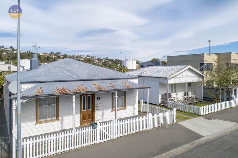 Photo of property in 75-77 Waghorne Street, Ahuriri, Napier, 4110