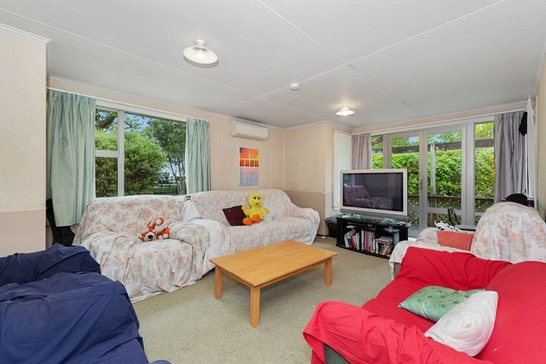 Photo of property in 43 Rutherford Street, Chedworth, Hamilton, 3210