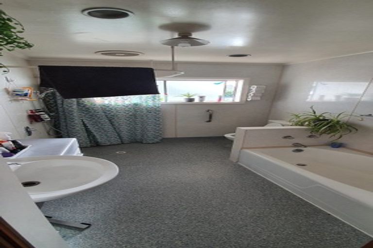 Photo of property in 284 Kennedy Road, Onekawa, Napier, 4110