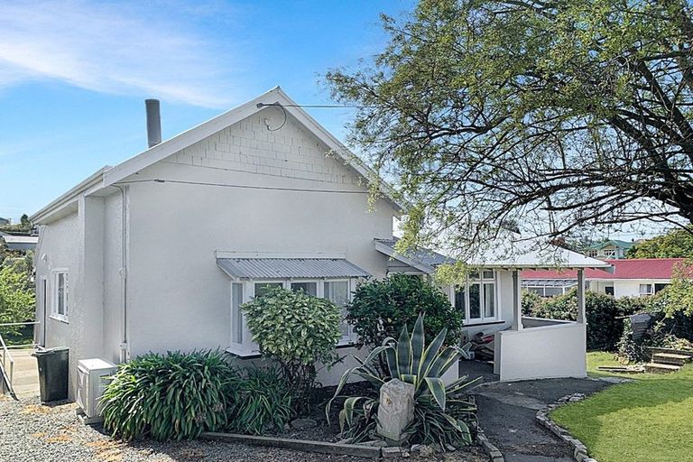 Photo of property in 44 Arun Street, South Hill, Oamaru, 9400