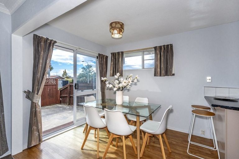 Photo of property in 71 Denise Crescent, Hornby, Christchurch, 8042