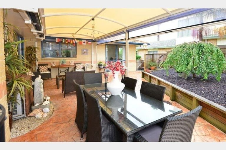 Photo of property in 50 Serene Place, Gulf Harbour, Whangaparaoa, 0930