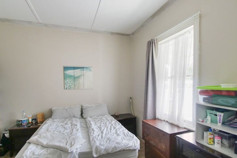 Photo of property in 86 Avenue Road, Foxton, 4814