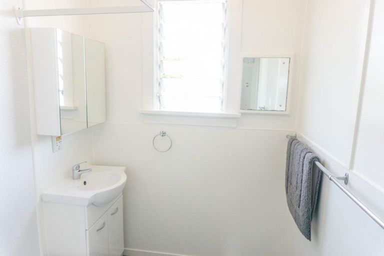 Photo of property in 3 Kaira Street, Sawyers Bay, Port Chalmers, 9023