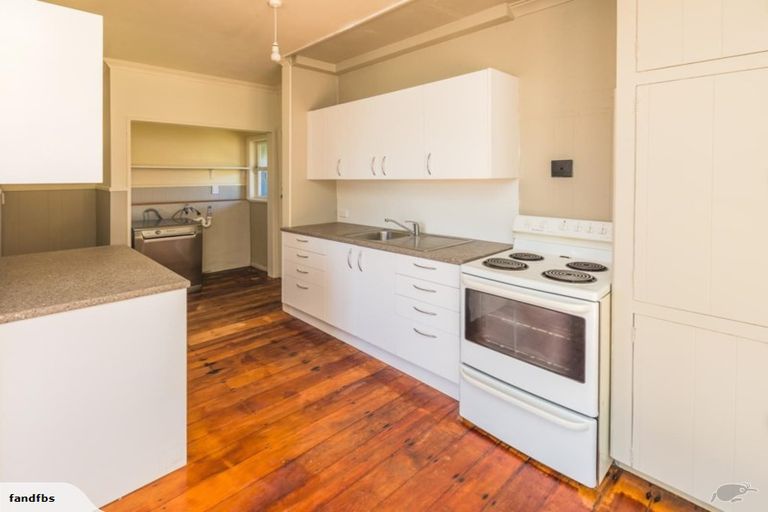 Photo of property in 1 Wakefield Street, Whanganui East, Wanganui, 4500