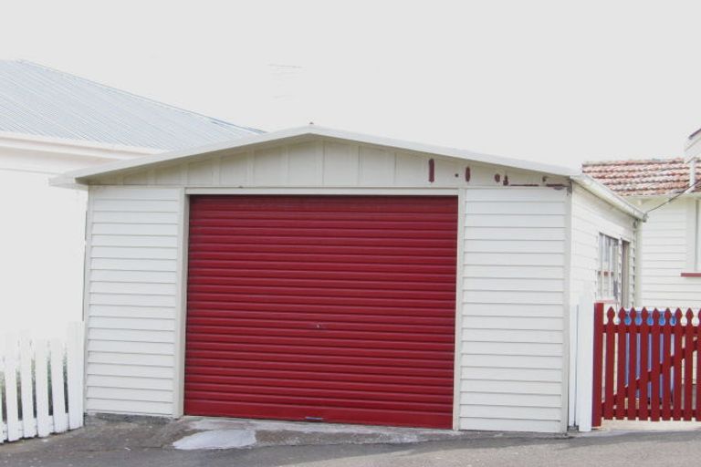 Photo of property in 28 Liffey Street, Island Bay, Wellington, 6023