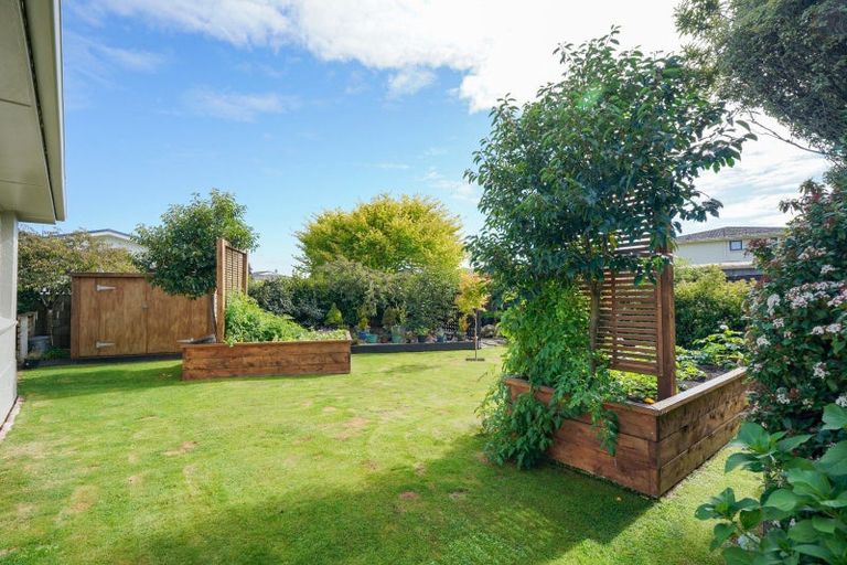 Photo of property in 28 Cruickshank Crescent, Rosedale, Invercargill, 9810