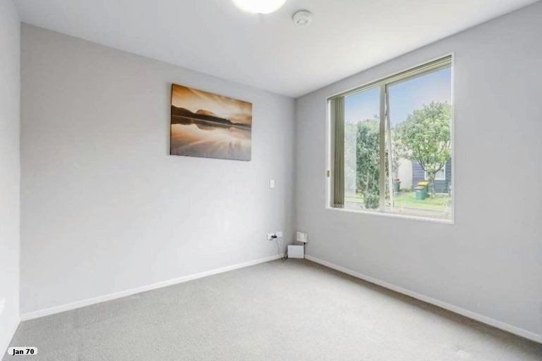 Photo of property in 39 Kirikiri Lane, East Tamaki, Auckland, 2013