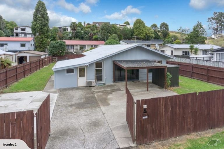 Photo of property in 213 Whatawhata Road, Dinsdale, Hamilton, 3204