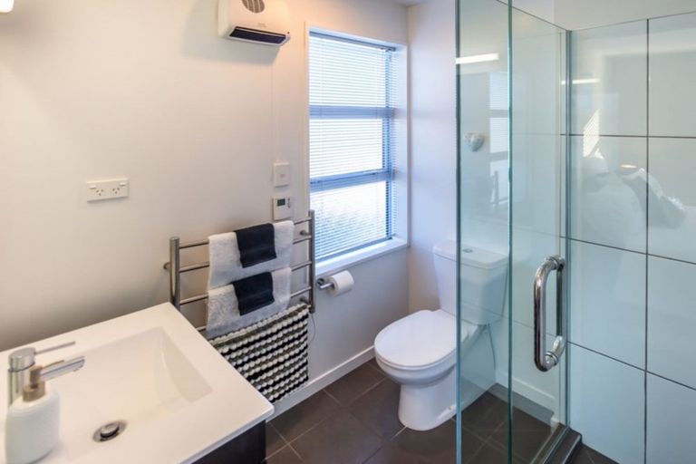 Photo of property in 535 Barbadoes Street, Edgeware, Christchurch, 8013