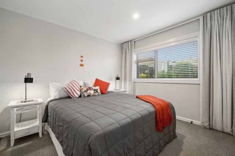 Photo of property in 10 Crowther Terrace, Waipahihi, Taupo, 3330