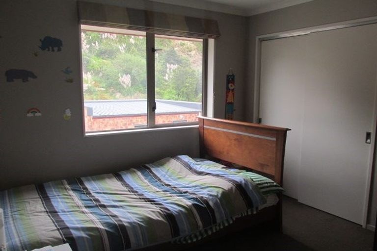 Photo of property in 54 Evergreen Crescent, Trentham, Upper Hutt, 5018