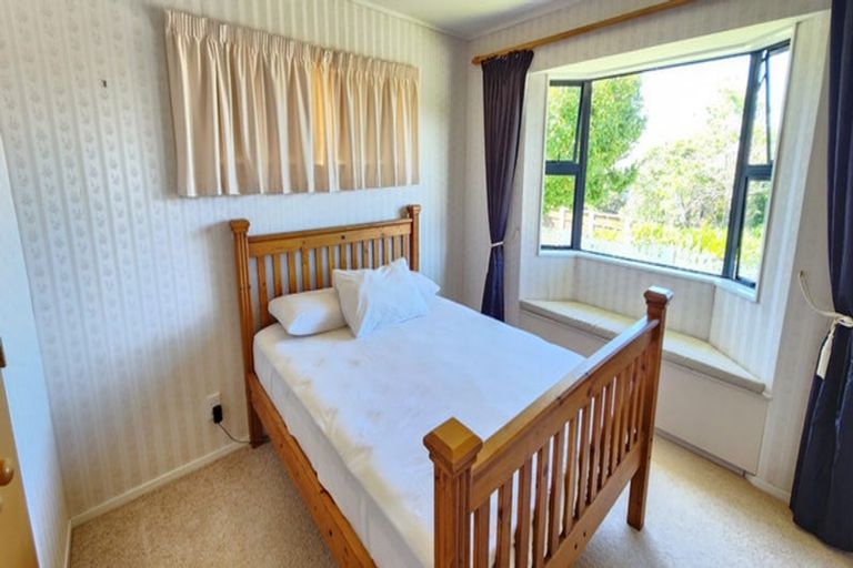 Photo of property in 11 Te Ngaere Place, Merrilands, New Plymouth, 4312