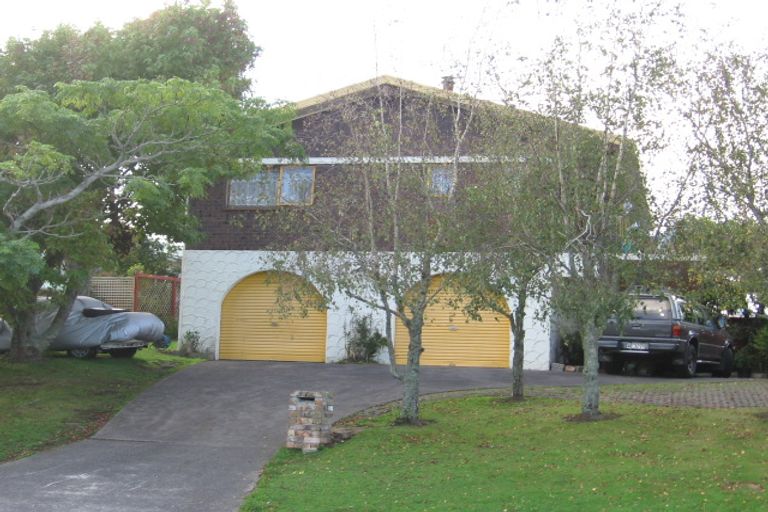Photo of property in 12 Royal Road, Massey, Auckland, 0614