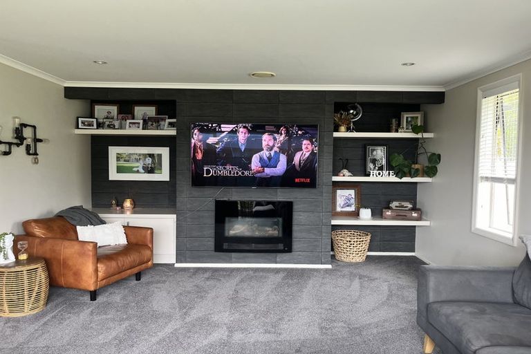 Photo of property in 96 Brougham Street, Westport, 7825