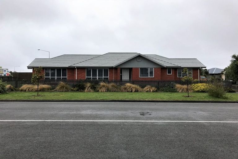 Photo of property in 1 Sioux Avenue, Wigram, Christchurch, 8042