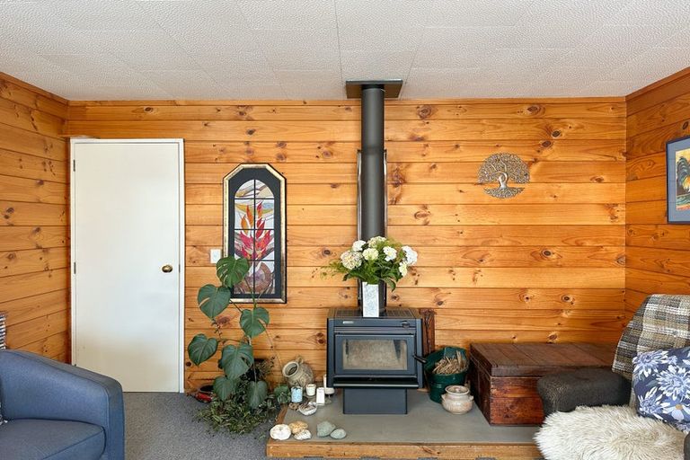 Photo of property in 64 Abel Tasman Drive, Takaka, 7110