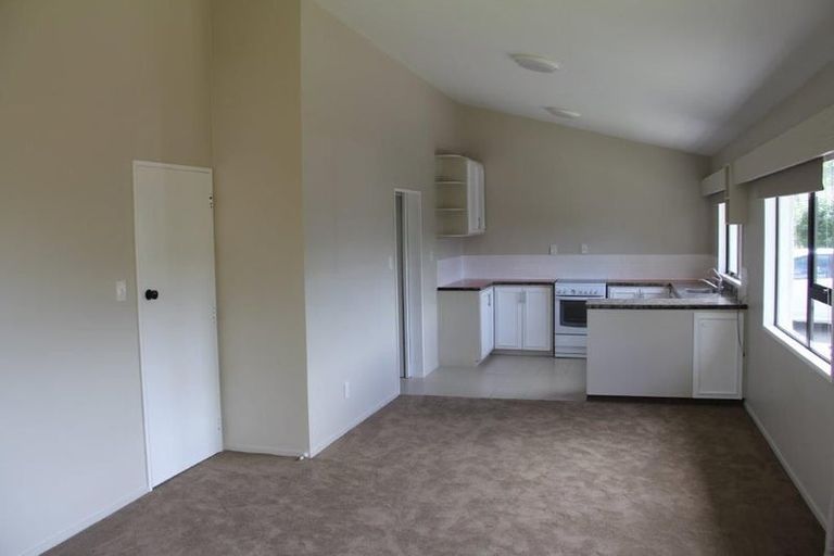 Photo of property in 116b Wellington Street, Pukekohe, 2120