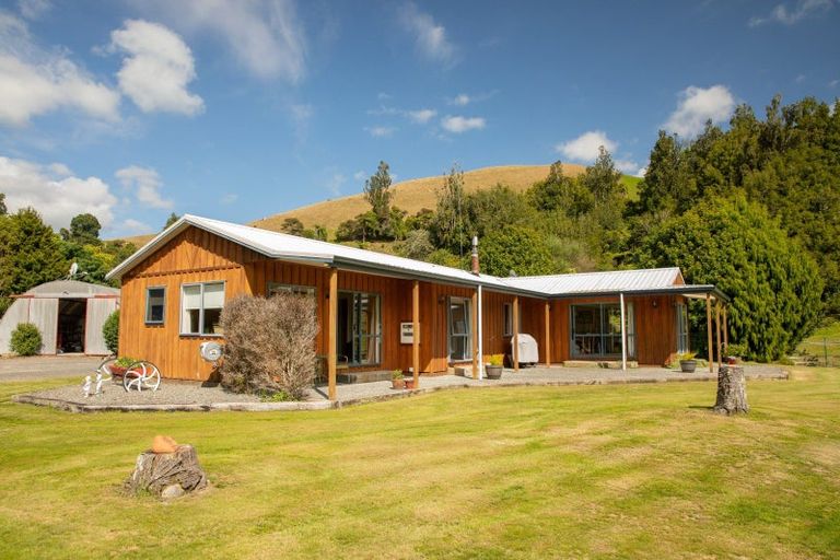 Photo of property in 1382 No 3 Road, Te Puke, 3183