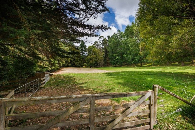 Photo of property in 753 Napier Road, Whakarongo, Palmerston North, 4470