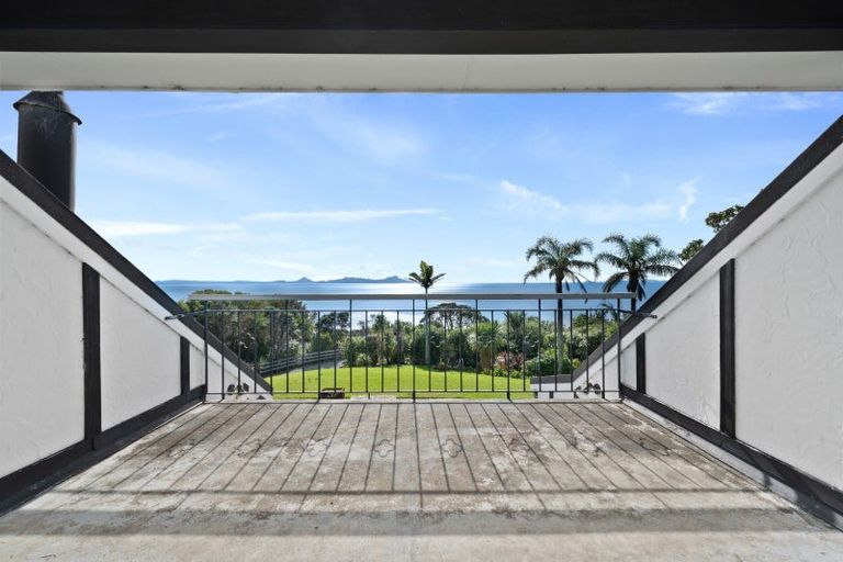 Photo of property in 1052 Cove Road, Langs Beach, Waipu, 0582